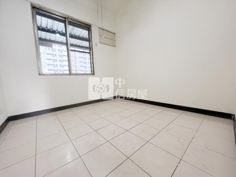新光特區三房樹梢戶房屋室內格局與周邊環境