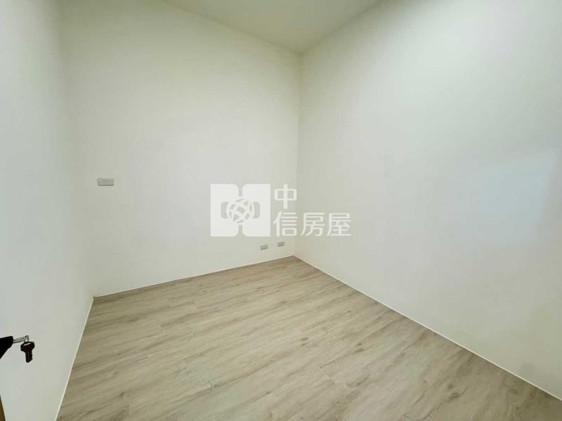 內壢後站電梯採光美三房房屋室內格局與周邊環境