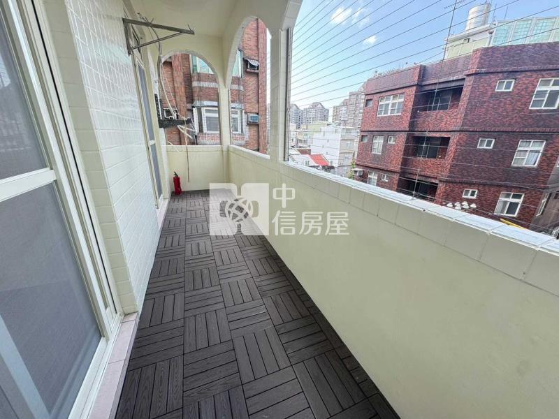 內壢後站電梯採光美三房房屋室內格局與周邊環境