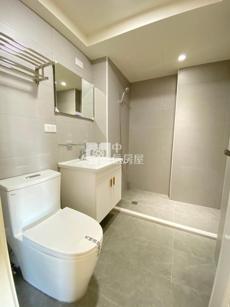 興大商圈典雅裝潢三房平車房屋室內格局與周邊環境