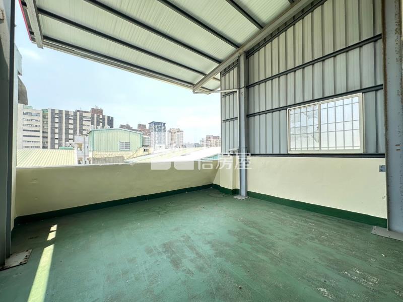 美術館臨路全新翻修孝親車庫透天房屋室內格局與周邊環境