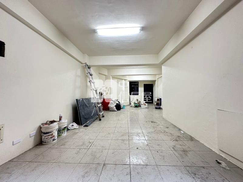 美術館臨路全新翻修孝親車庫透天房屋室內格局與周邊環境