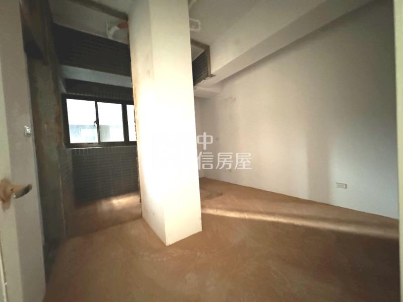 【新世紀】近青埔藍海露臺戶房屋室內格局與周邊環境