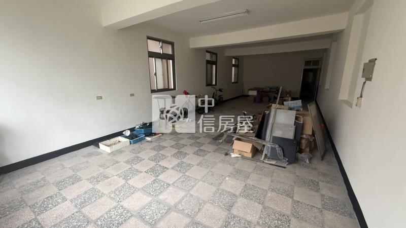 義興國小育達商圈大地坪美透天房屋室內格局與周邊環境