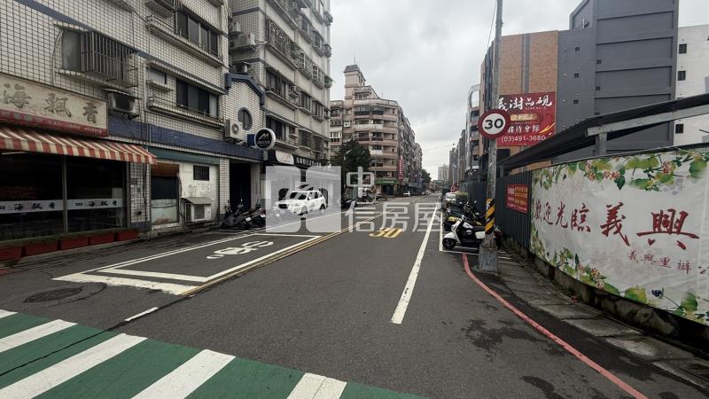 義興國小育達商圈大地坪美透天房屋室內格局與周邊環境