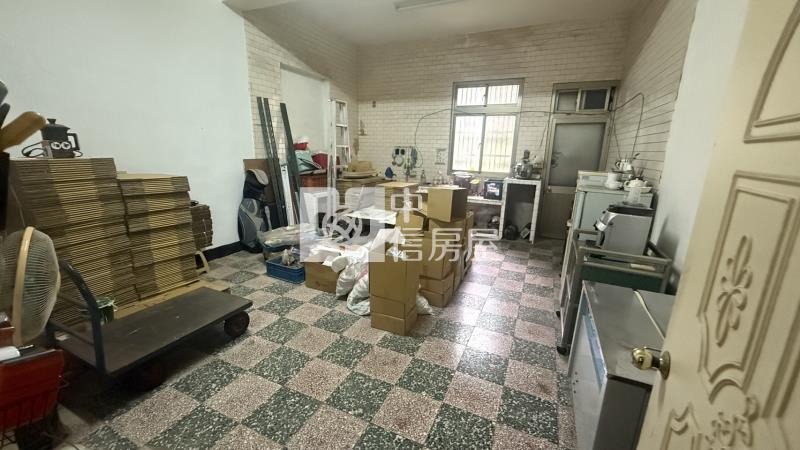 義興國小育達商圈大地坪美透天房屋室內格局與周邊環境