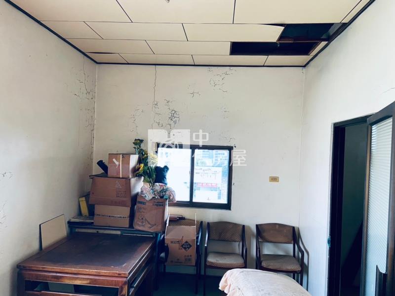 近麻豆交流道活巷透天房屋室內格局與周邊環境