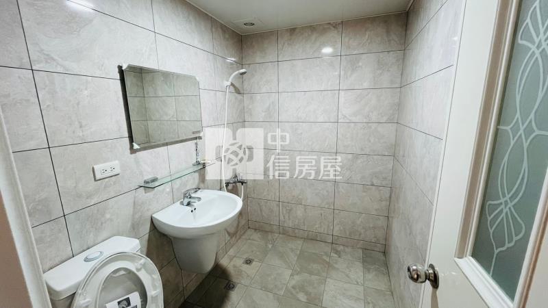 龍岡健保局美三房(富麗前程5)房屋室內格局與周邊環境