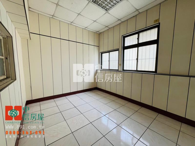 志航國小旁車庫別墅房屋室內格局與周邊環境