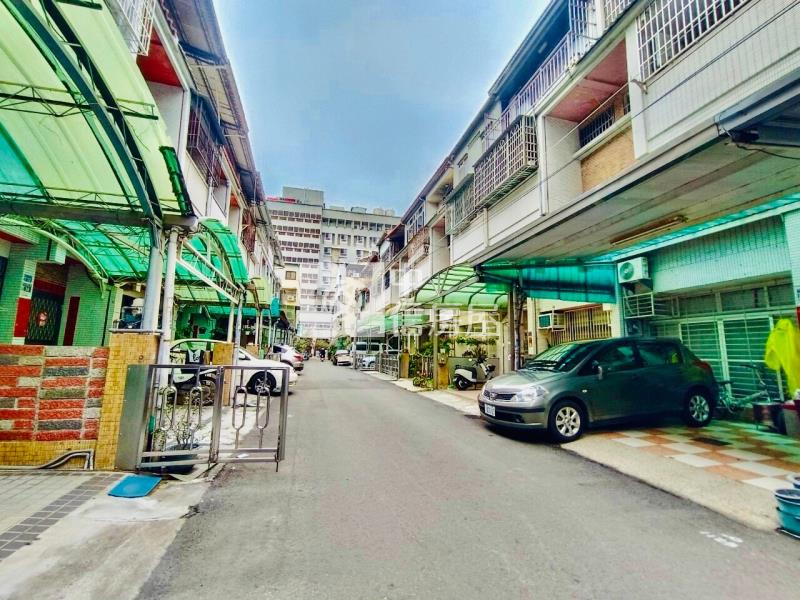 曉明女中臨路透天房屋室內格局與周邊環境
