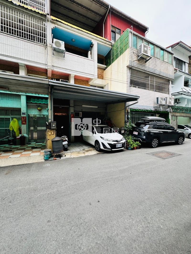 曉明女中臨路透天房屋室內格局與周邊環境