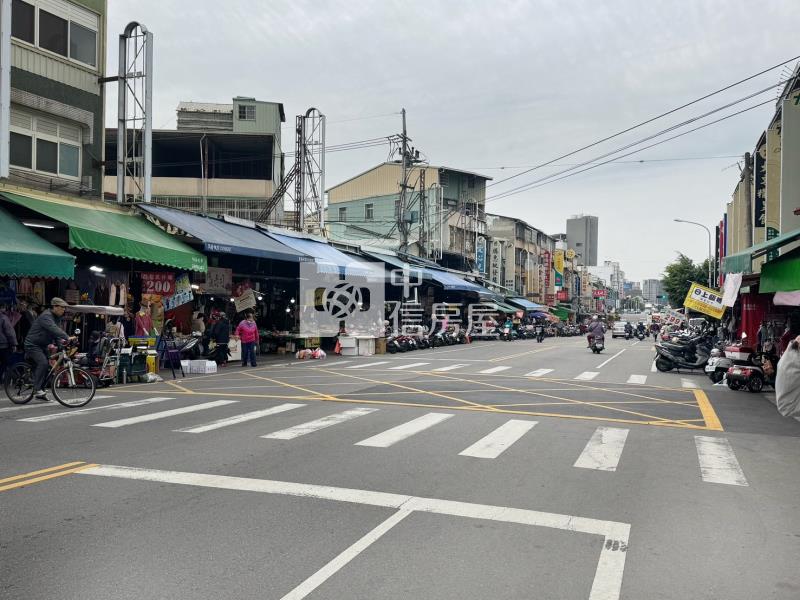 北太平/近運動中心/全新別墅B房屋室內格局與周邊環境