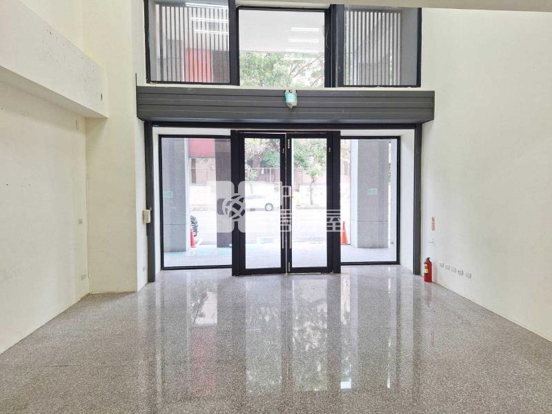 國家圖書館|中興大學|挑高店面-寶鴻清美房屋室內格局與周邊環境