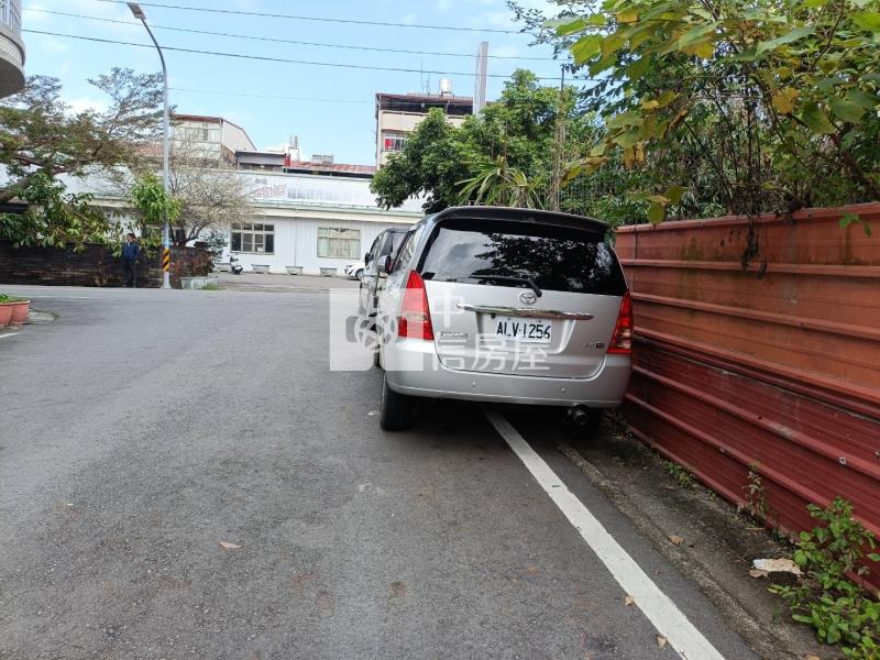 自立自強建地房屋室內格局與周邊環境