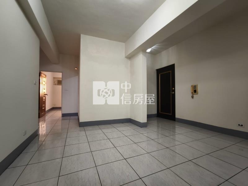 華勛全新整理電梯三房房屋室內格局與周邊環境