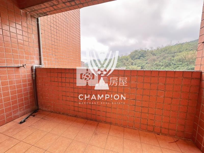 東明路電梯大三房房屋室內格局與周邊環境