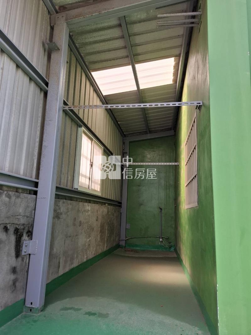 伸港伸東國小雙車田字型透天房屋室內格局與周邊環境