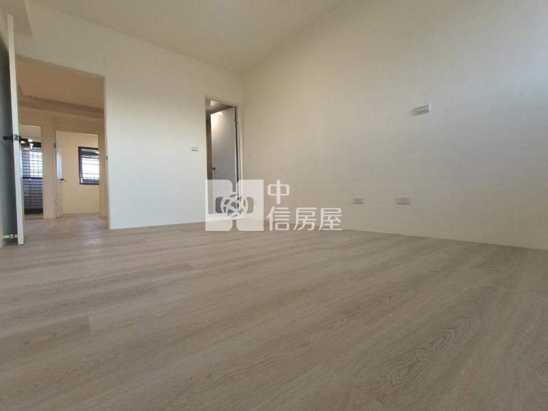 大明商圈入門玄關稀有釋出高樓層大三房車位房屋室內格局與周邊環境