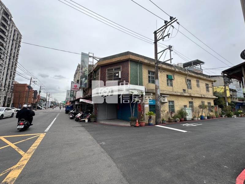 正中山東路燙金店面房屋室內格局與周邊環境