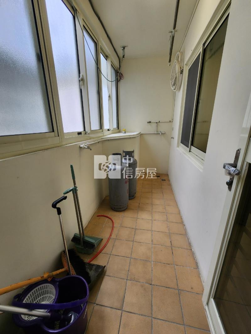 中原新整大四房車房屋室內格局與周邊環境
