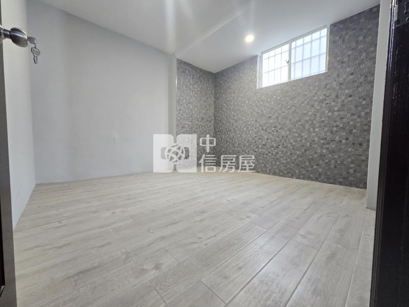楊梅愛買旁翻新景觀美透天房屋室內格局與周邊環境