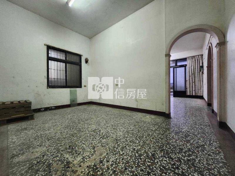 銅鑼千坪農地+合法農舍房屋室內格局與周邊環境