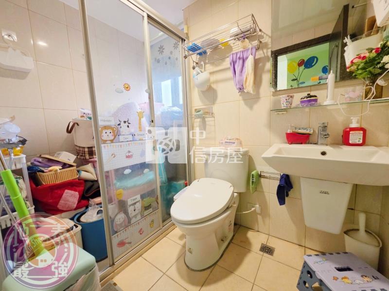 楊明國小學悅景觀三房車房屋室內格局與周邊環境