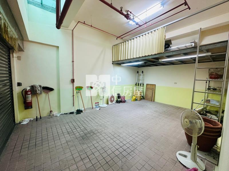 ▲綠葉山莊質感雙拼大戶房屋室內格局與周邊環境