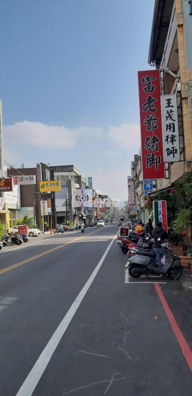 員林正大同路角店房屋室內格局與周邊環境