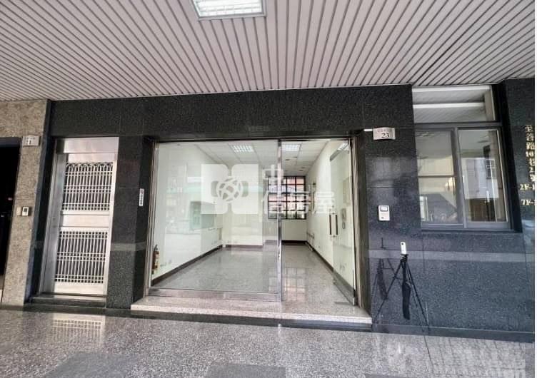 (珍愛逢甲)逢甲商圈旁增值樓尬平面車位房屋室內格局與周邊環境