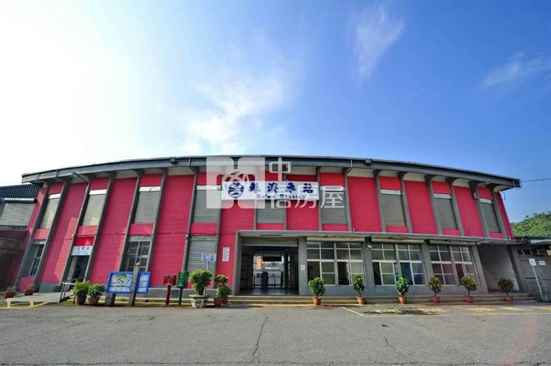 蘇澳車站透天金店面房屋室內格局與周邊環境