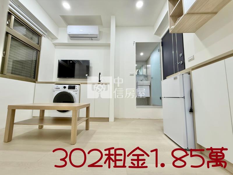 台中轉運站|全新未用收租電梯5大套房|年收1百萬|使用43坪房屋室內格局與周邊環境