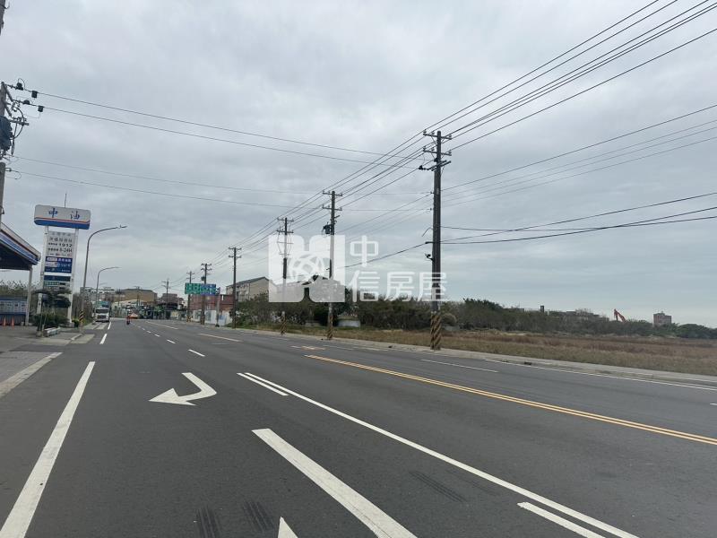 正20米路角地特目用地1-3樓具營業效益房屋室內格局與周邊環境