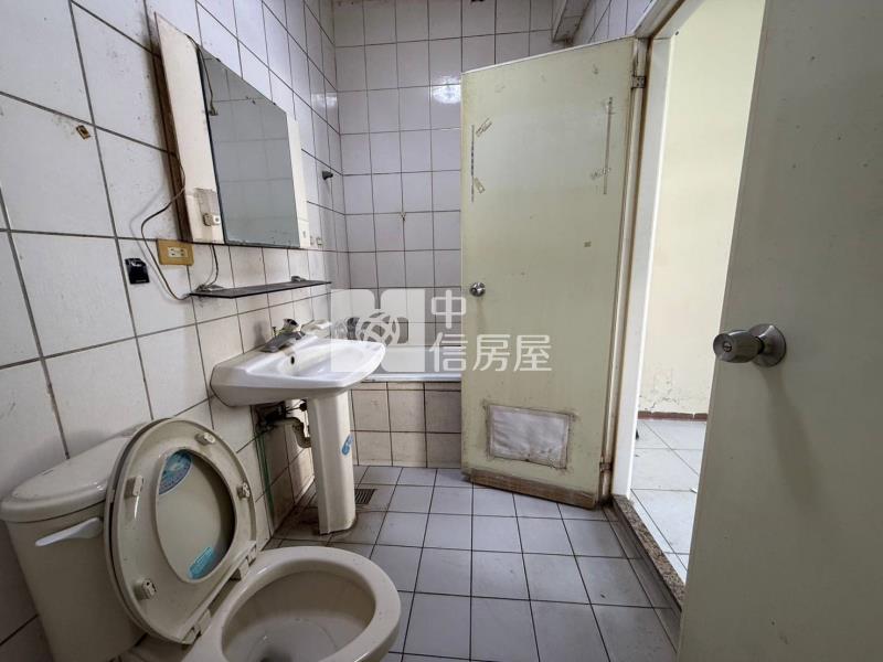 交流道前院別墅房屋室內格局與周邊環境