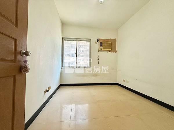 (皇城園邸)中央公園輕屋齡漂亮4房平車美廈房屋室內格局與周邊環境