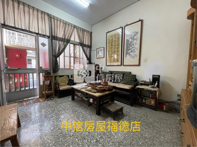 鐵馬道車庫透天房屋室內格局與周邊環境