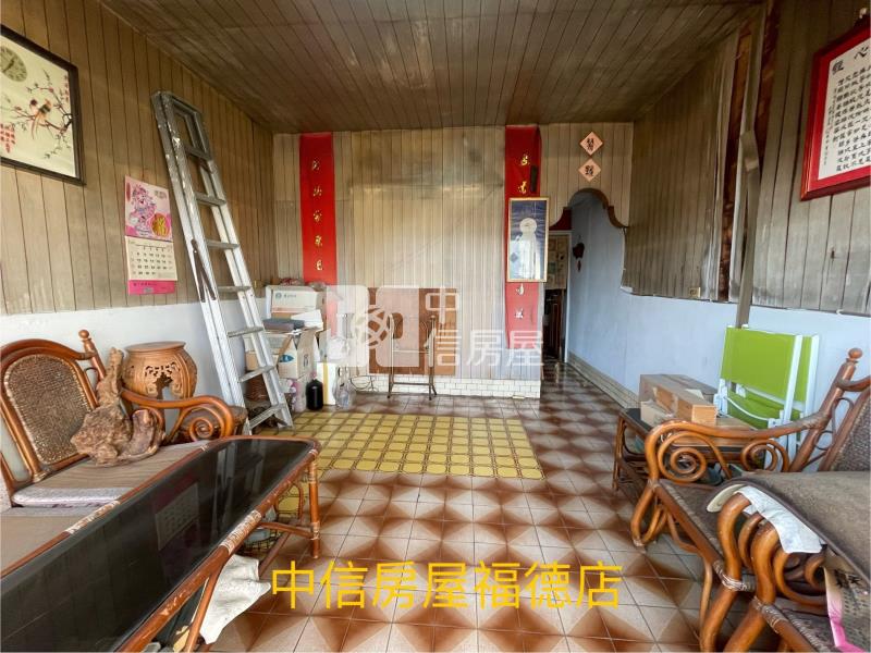 鐵馬道車庫透天房屋室內格局與周邊環境