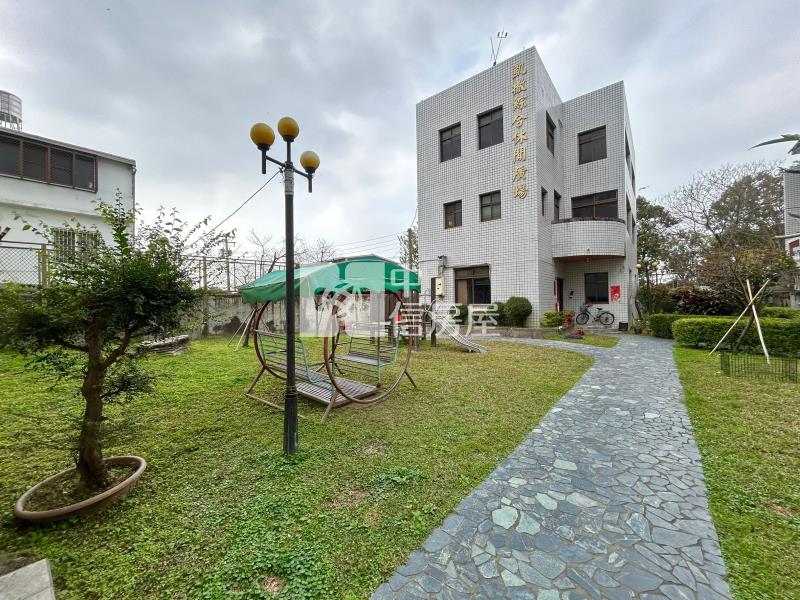 百坪五房社區別墅房屋室內格局與周邊環境