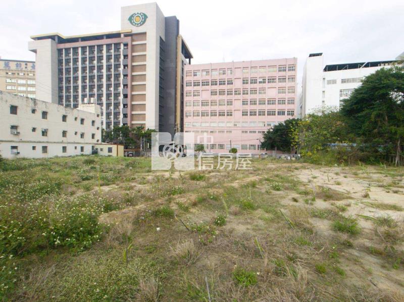 萬能科大都計內農地房屋室內格局與周邊環境