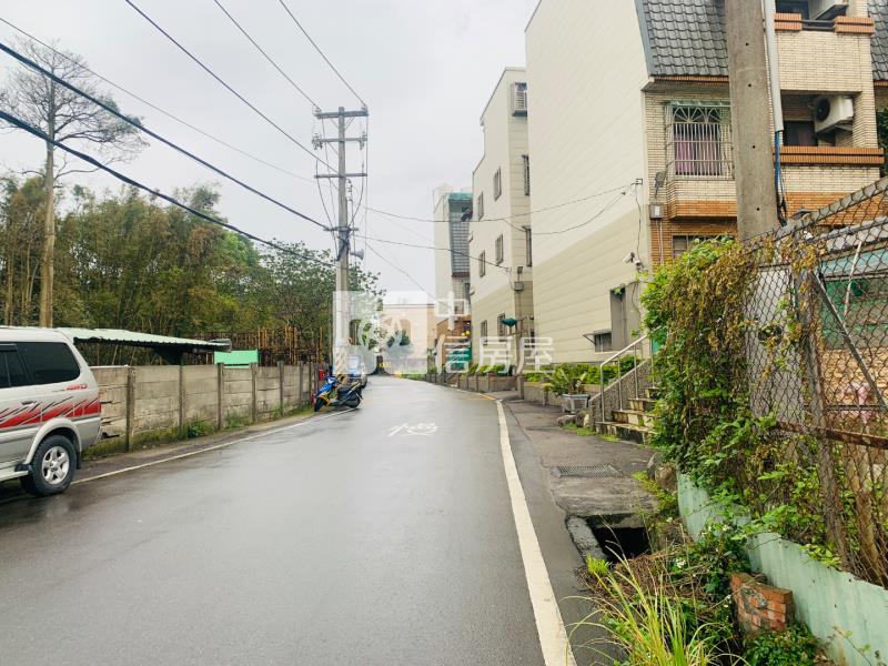 八德雙面臨路方正農地房屋室內格局與周邊環境