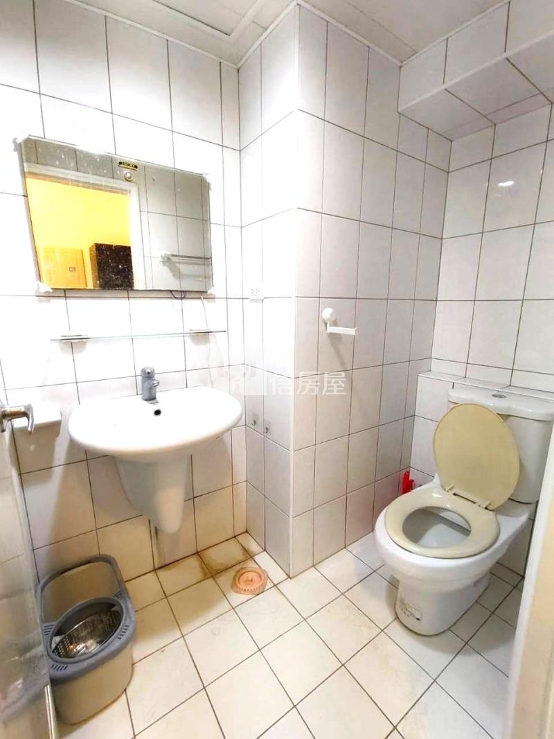 中醫歐夏蕾收租美套房房屋室內格局與周邊環境