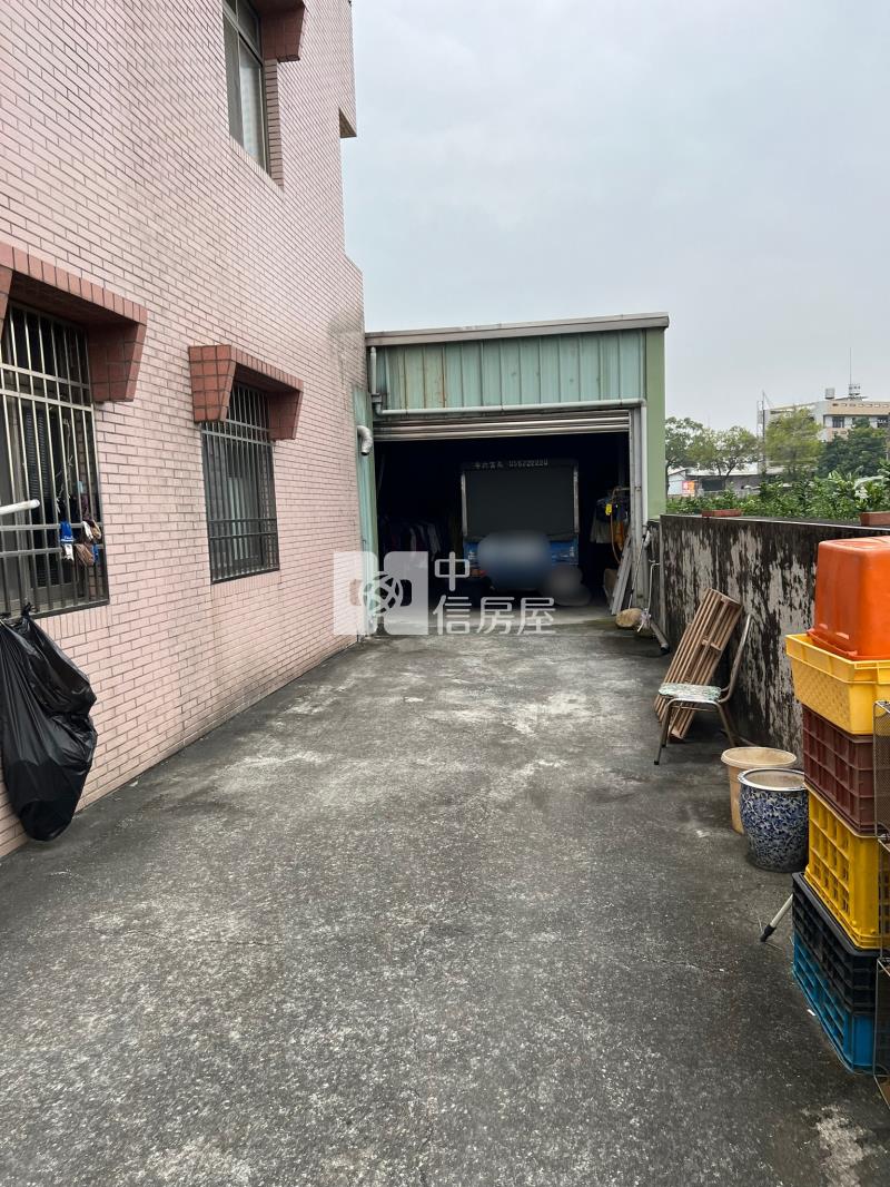 斗六成功路大庭院農舍房屋室內格局與周邊環境