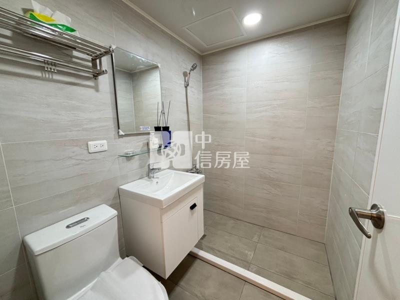 (綺羅鄉)正五期大業國中旁3房雙衛浴美廈附車位房屋室內格局與周邊環境