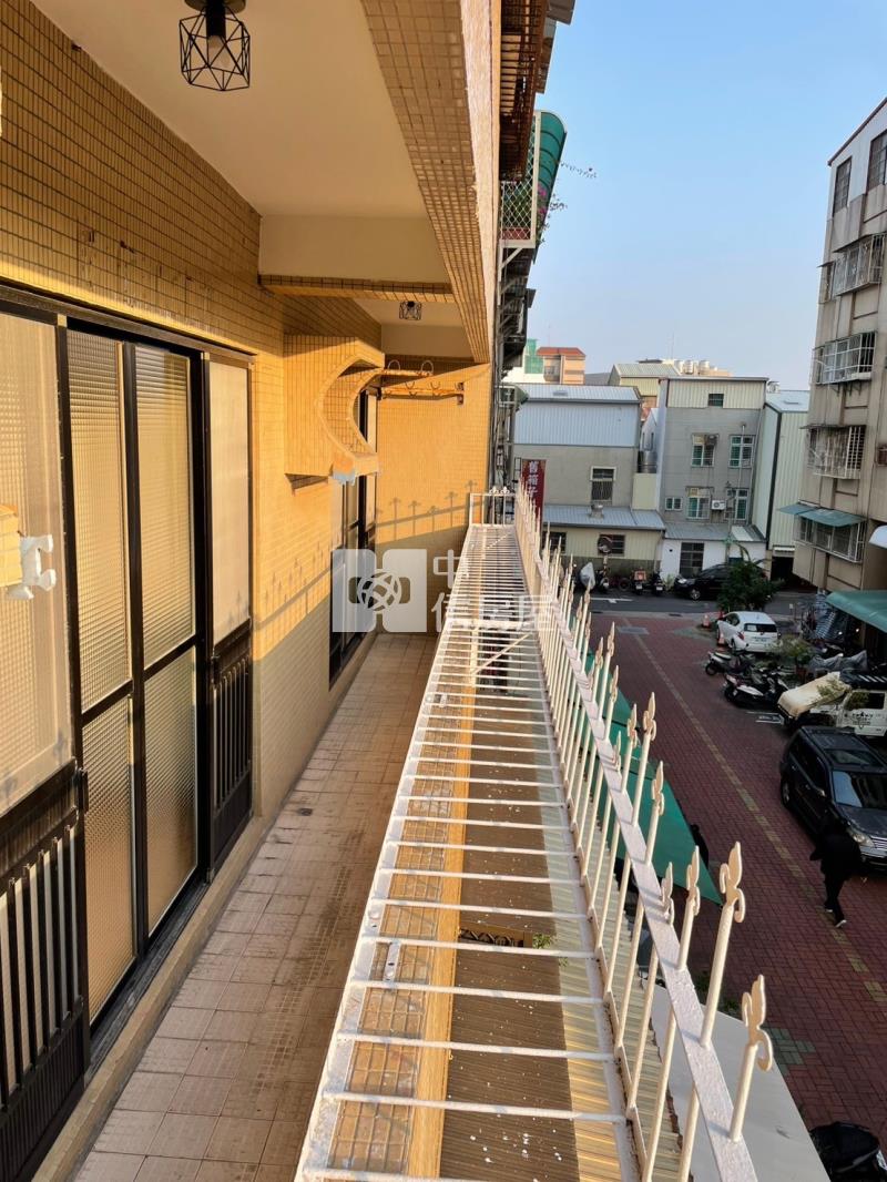 誠品生活圈全新整理漂亮三房房屋室內格局與周邊環境