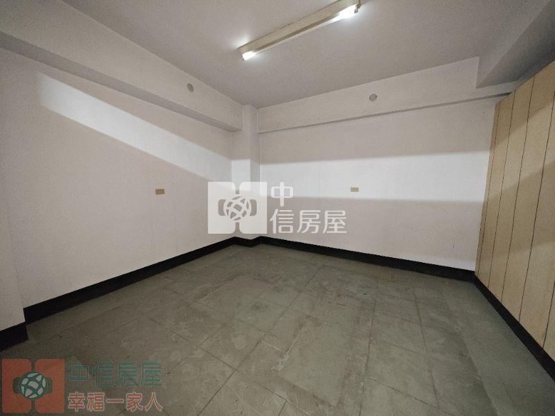 《專任獨家》員林市中心收益電梯透天店房屋室內格局與周邊環境