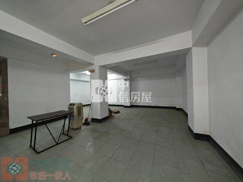 《專任獨家》員林市中心收益電梯透天店房屋室內格局與周邊環境