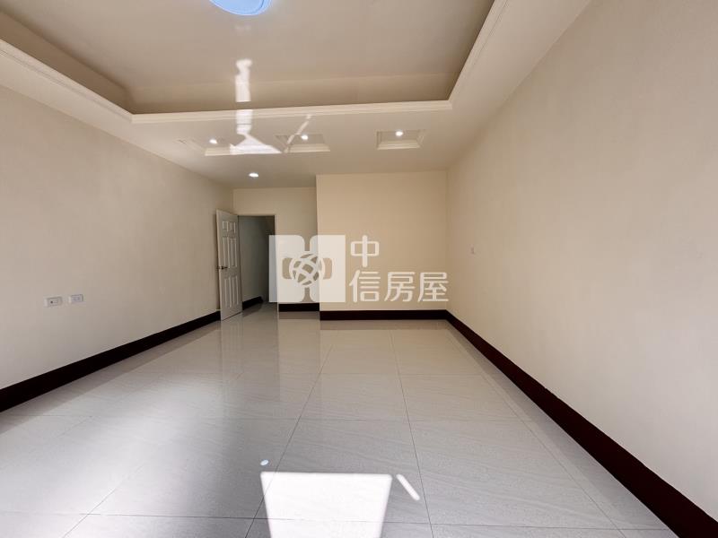 漢來*洲際*臨8米路美透天房屋室內格局與周邊環境