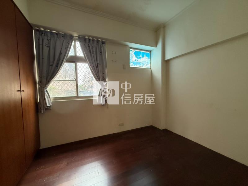 楊梅薪加坡二樓3+1房~使用空間大房屋室內格局與周邊環境