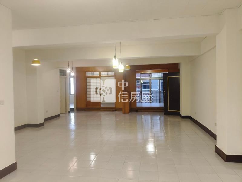 楊梅楊光中小學5房房屋室內格局與周邊環境