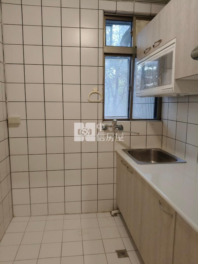 楊梅楊光中小學5房房屋室內格局與周邊環境